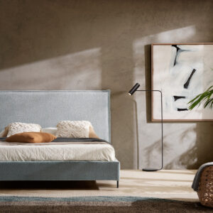 Cama Suite con cabezal tapizado y base 3D transpirable Cama Suite con cabezal tapizado personalizable y base en tejido 3D transpirable