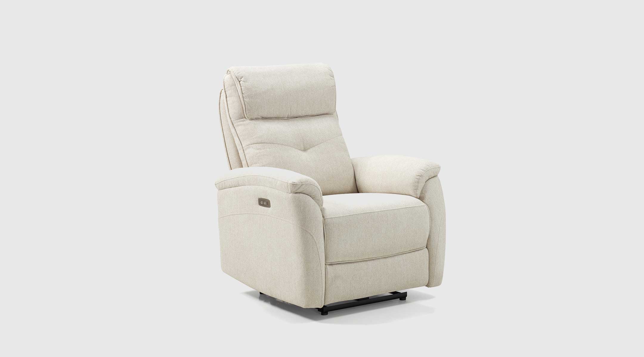 Sillón Cindy crema · relax eléctrico y puerto USB Sillón Cindy tapizado en color crema con relax eléctrico, puerto USB y estructura de madera maciza