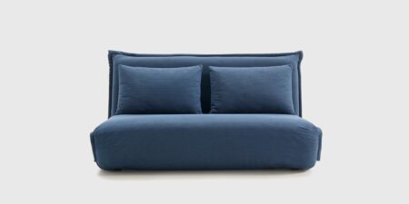 Sofá cama North azul con estructura articulada y asiento de espuma HR