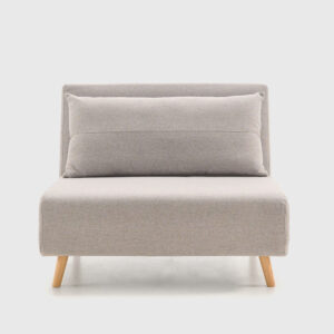 Sofá cama Zare perla · sistema clic-clac y diseño compacto Sofá cama Zare color perla con sistema clic-clac y cojín riñonera