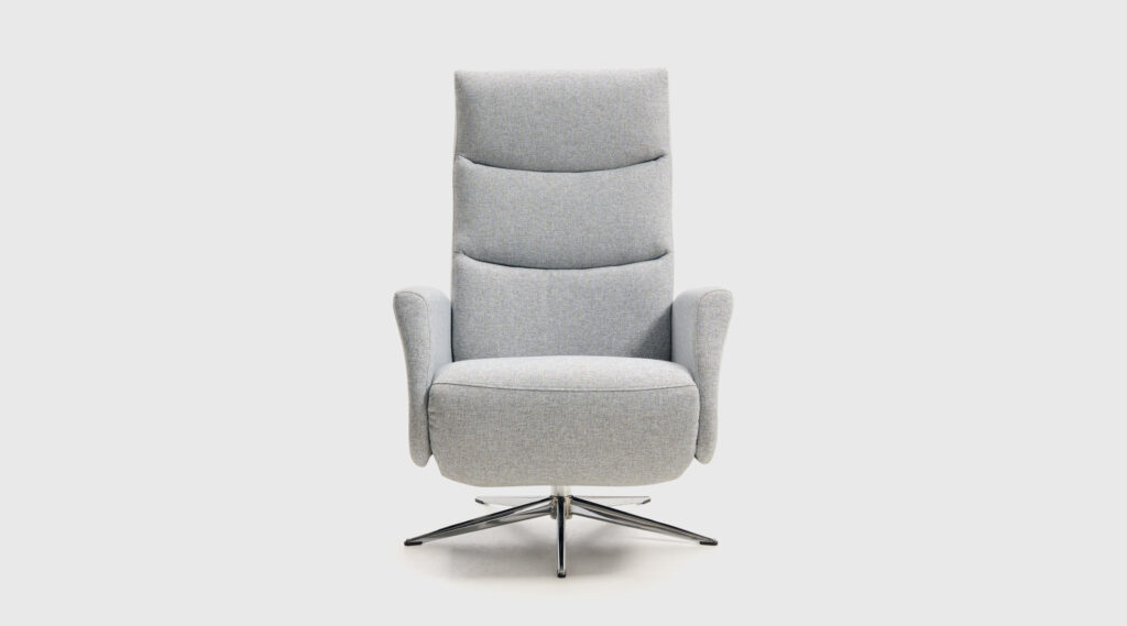 Sillón Elin relax eléctrico tapizado en tejido Oakland 3120 Light Grey con base giratoria 360º