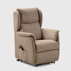Sillón Lift marrón con sistema Power Lift, dos motores y ruedas traseras con freno