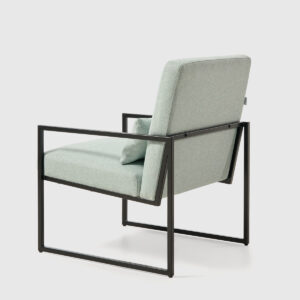 sillon-sabina-green-4 Butaca Sabina con estructura metálica negra y tapizado en tela Solid 80 green