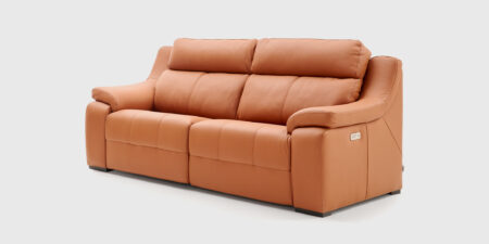 Sofá Timor tapizado en piel Sequoia con asientos relax eléctricos y respaldo ergonómico