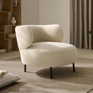 butaca-tessa-cream-1 Butaca Tessa tapizada en tela color crema 02 con respaldo curvado y asiento de muelles ensacados