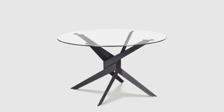 Mesa redonda Moor de Mimma Gallery con sobre de cristal templado y base metálica negra entrelazada, diseño minimalista y elegante de Ø120 cm.